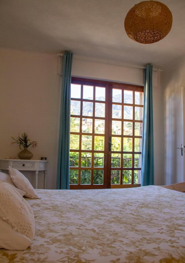 La Perle Des Montagnes - Bed And Breakfast - Chambre D Hote Верне-ле-Бен Экстерьер фото